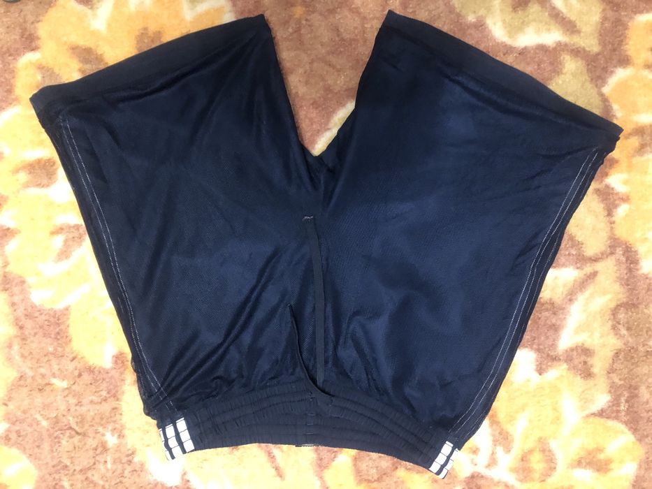 Шорти Adidas ClimaLite. Розмір М.