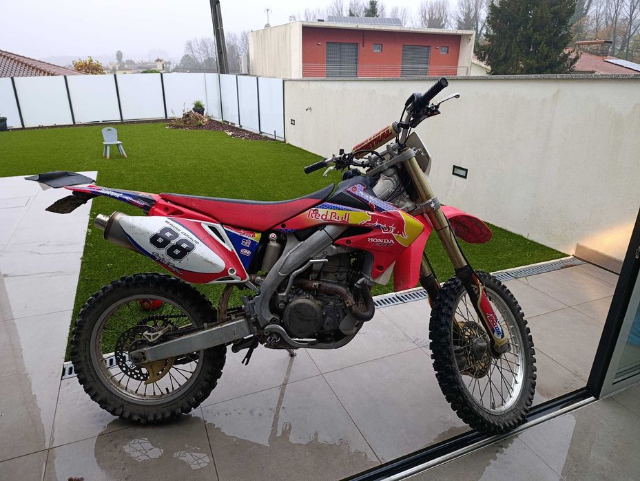 CRF 450 X matriculada