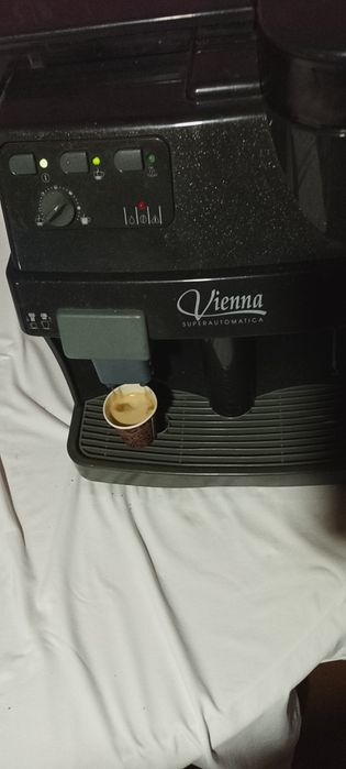 Maquina de café saeco automática