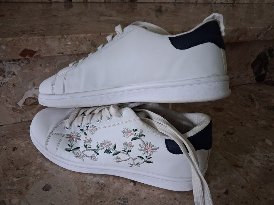 Sprzedam buty damskie