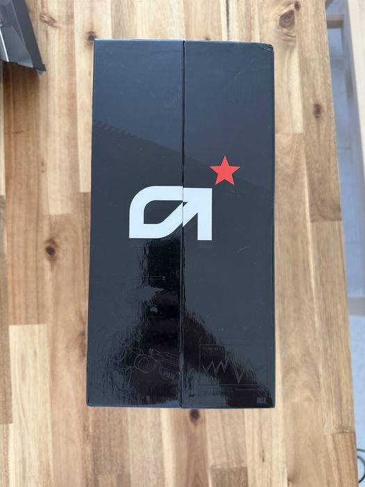 Astro A50 Wireless + Base Station PS5 / PS4 / PC com Caixa