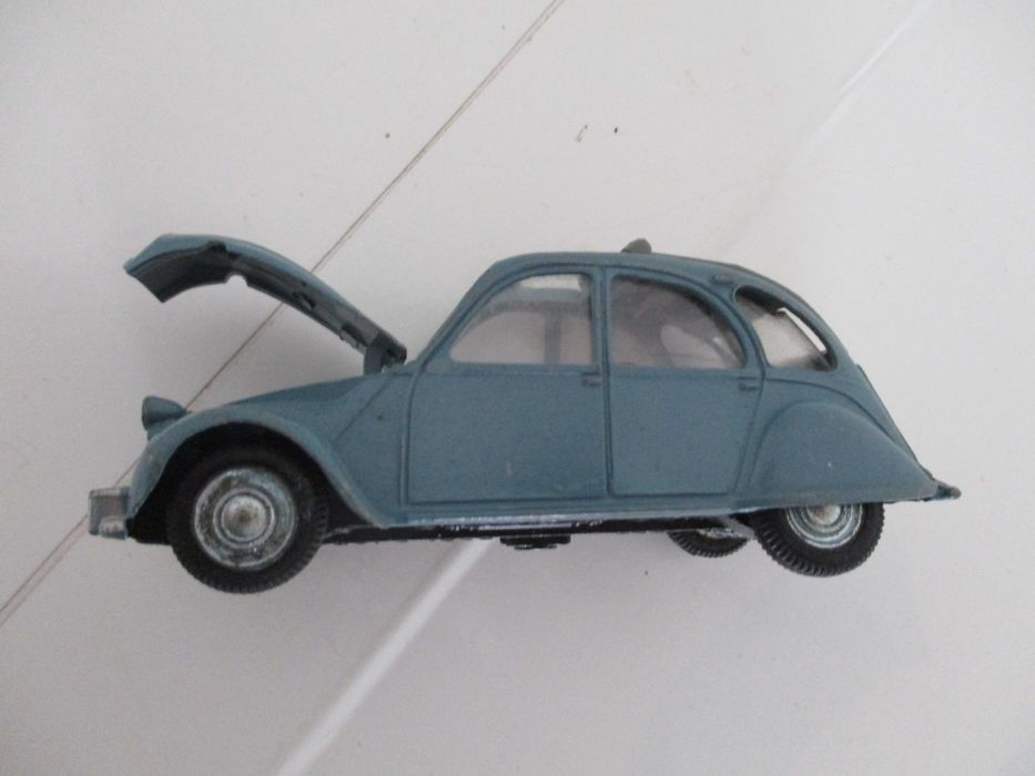 Carros miniatura de Coleção 1.43