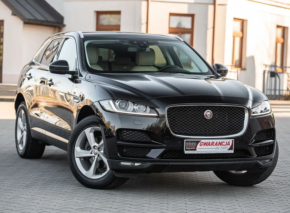 Jaguar F-Pace