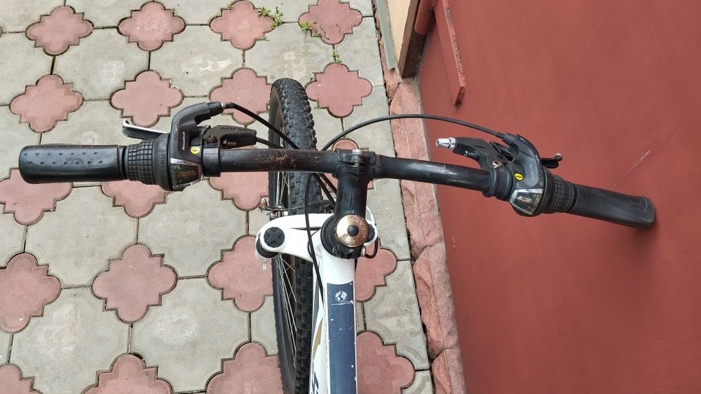 Велосіпед під відновлення