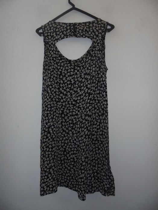 vestido de mulher as flores