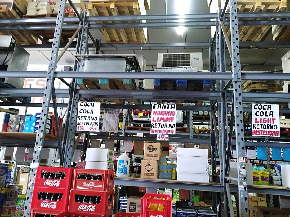 Equipamento usado como novo para pastelaria, hotelaria