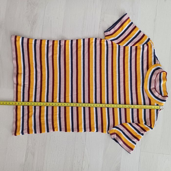 T-shirt Cropp jak nowy