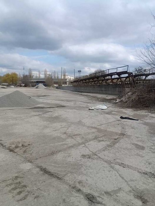Продажа ЖД-ветки с бетонной площадкой 1,5 Га, район ХТЗ