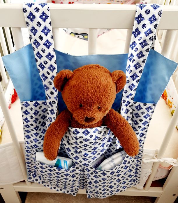 Saco organizador para berço