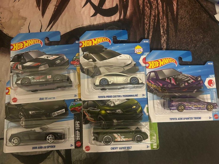 Pack Audi e Toyota - Diversos Hotwheels