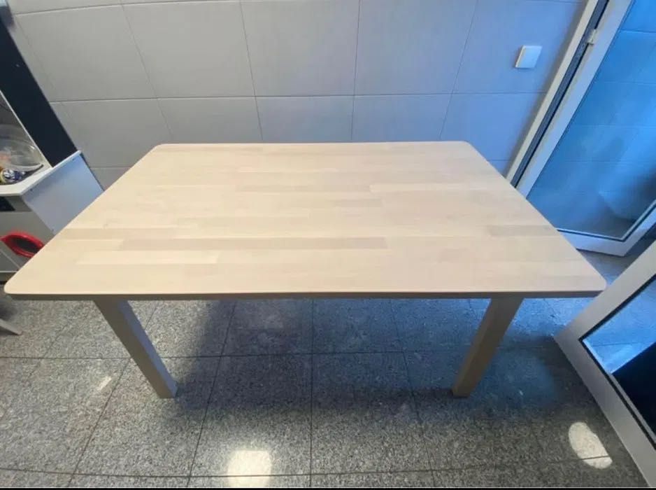 Mesa Líbano IKEA (como nova)