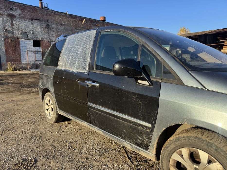 Продам cotroen c8