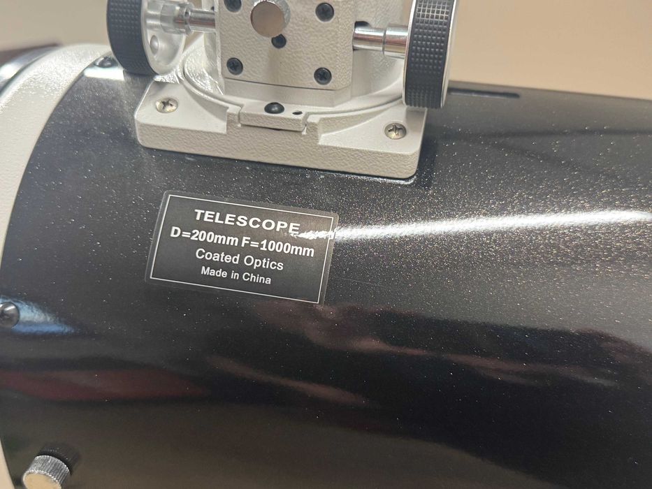 Teleskop Sky-Watcher BKP2001 (200/1000 mm) + walizka
