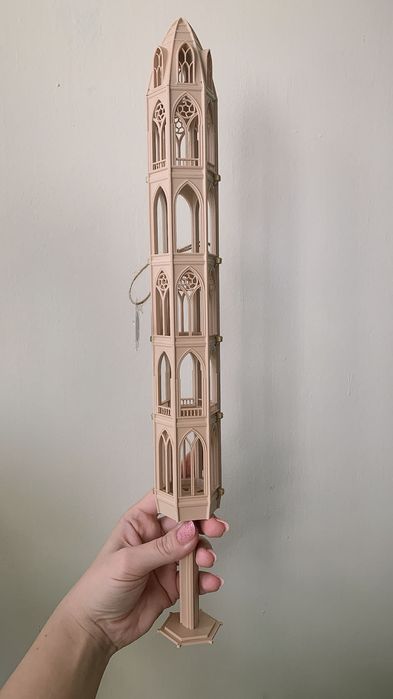 Modułowy palik do roślin na mech wzór gotycki zamek 44 cm