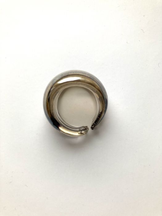 Pierścionek masa beż paski przezroczysty biżuteria