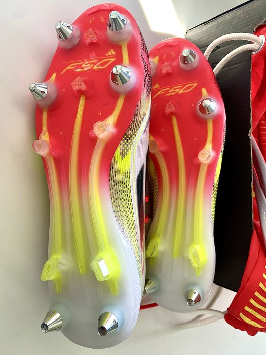 Chuteiras Adidas F50 Elite SG TAM 39 1/2 – NOVAS/Estrear (Gama Pro)