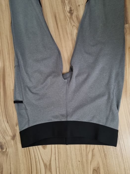 Legginsy Adidas M 38