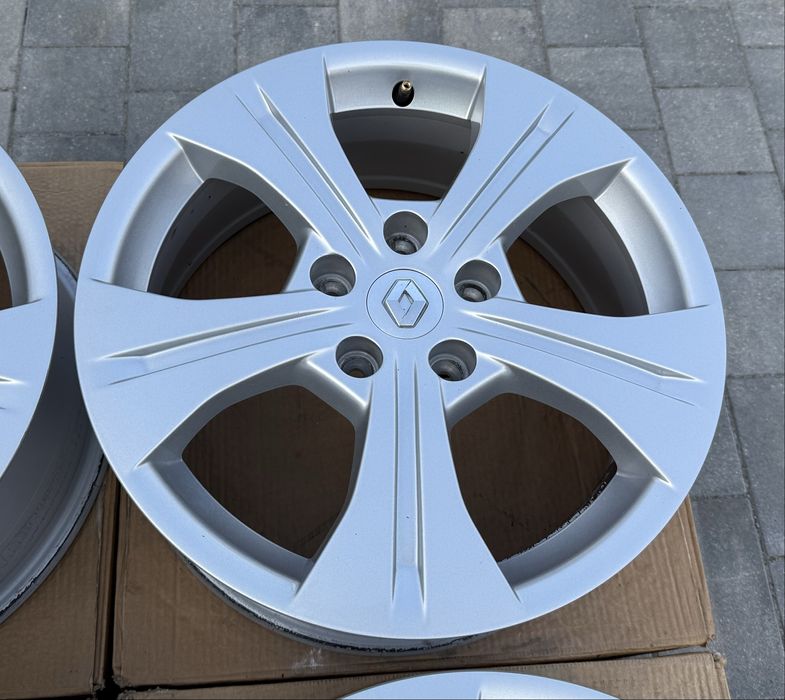 Oryginalne Felgi Renault 17" Megane III Scenic III  Kadjar 5x114.3