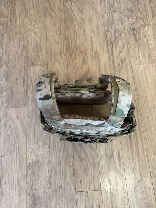 Продам військове спорядження, плитоноску AVS, з підсумками