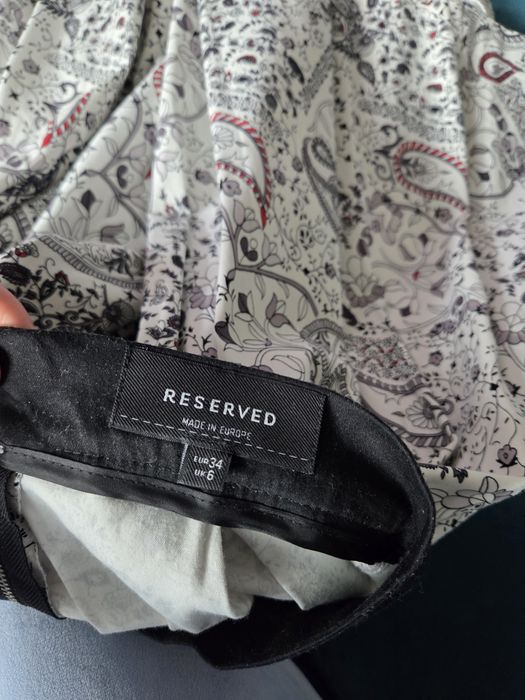 Plisowana spódnica r. 34 Reserved