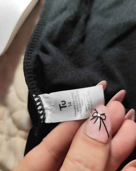 Шикарний прекрасний стильний купальник - сукня, танкіні у басейн чи пл