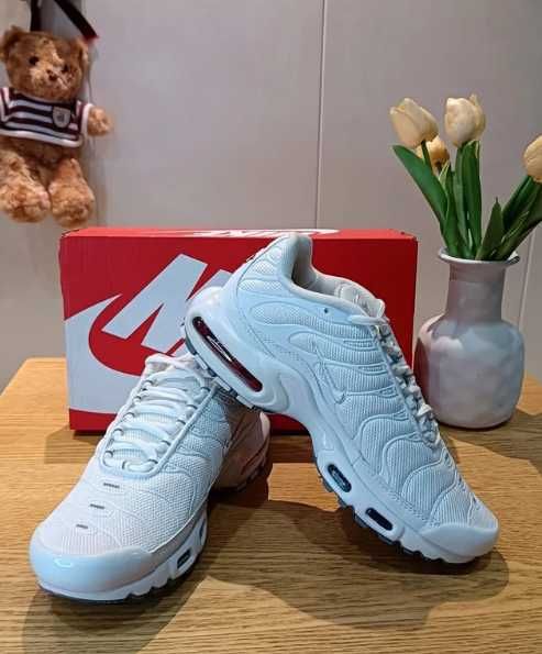 Buty meskie Mokasyny Nike_Air_Max_TN_Plus_Nike_White R.37.5