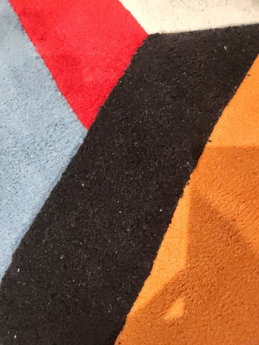 Carpete com 1.40x2.00 às cores