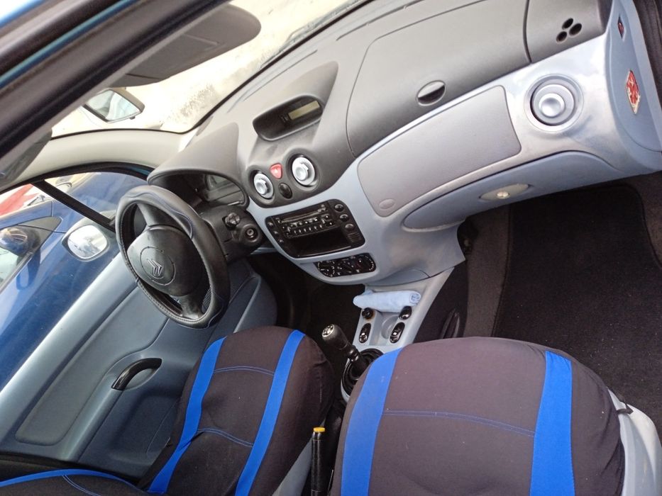 Citroem C3 ano 2002