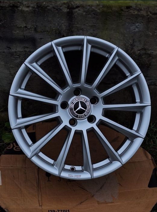 Чорні диски R18 Mercedes  GLE GLC E clas w212 w213 Vito V clas w447