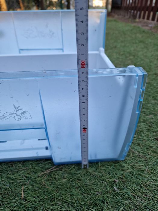 Szuflady i półki do lodówki firmy  Beko