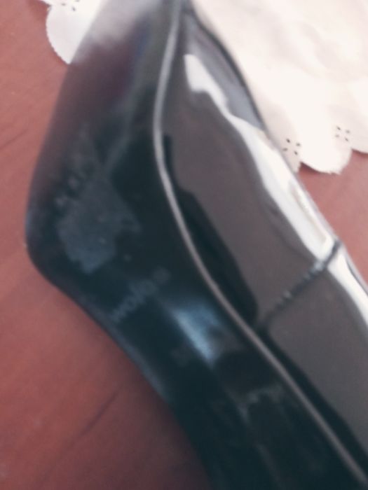 Czulenka czarne Wojas 38 lakier cale