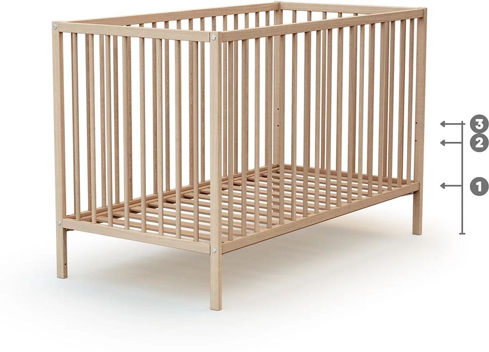 Cama bebé com colchão