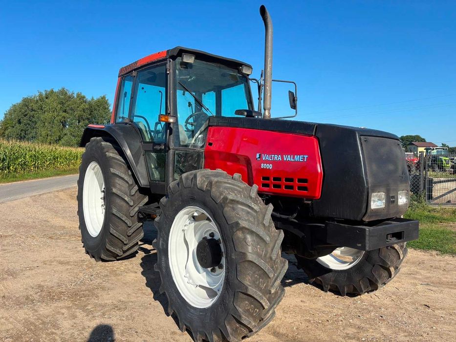 Valtra Valmet 8000