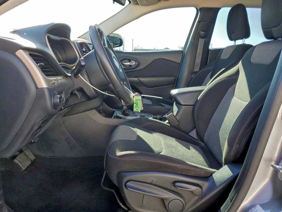 Jeep Cherokee Sport 2016