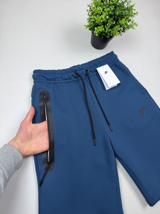 Шорти Nike tech fleece шорты найк теч флис течики
