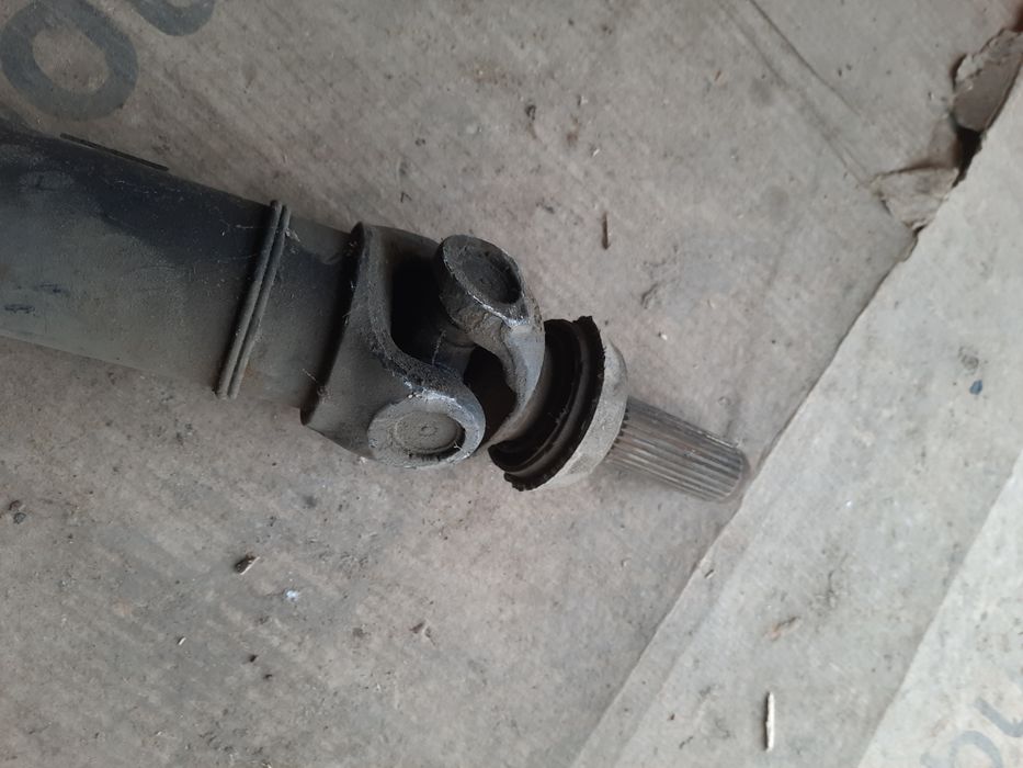 Карданний вал Мерседес W123