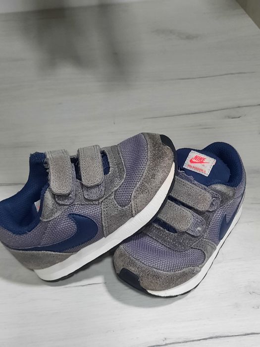 Оригінальні дитячі кросівки Nike