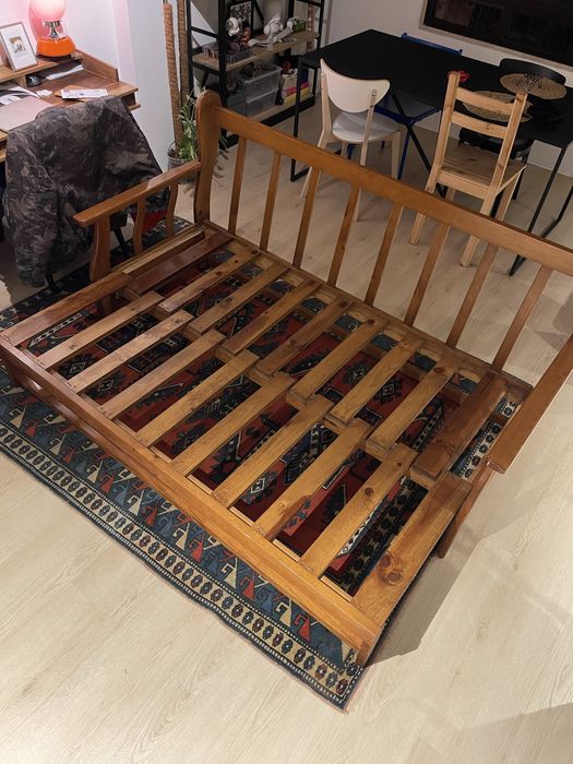 Sofá cama em pinho/madeira maciça