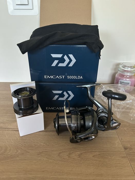 Kołowrotki Daiwa Emcast 5000LDA