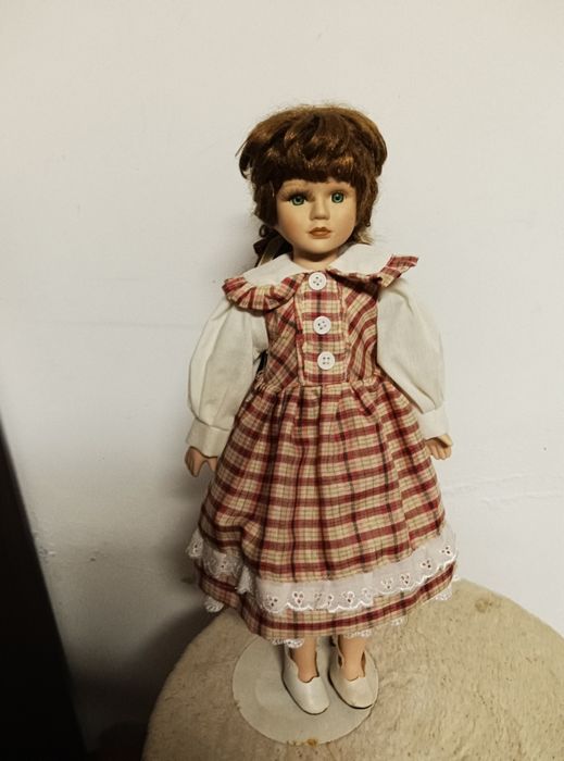 Bonecas de porcelana