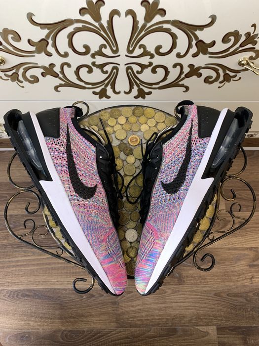 Розовые кеды кроссы кроссовки в сетку nike air max flyknit racer 44