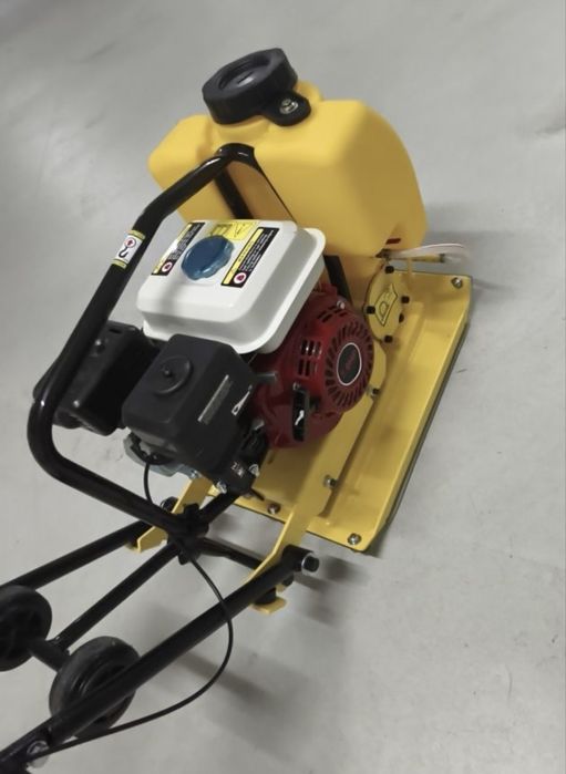 Placa vibratoria a gasolina 6.5cv 65kg