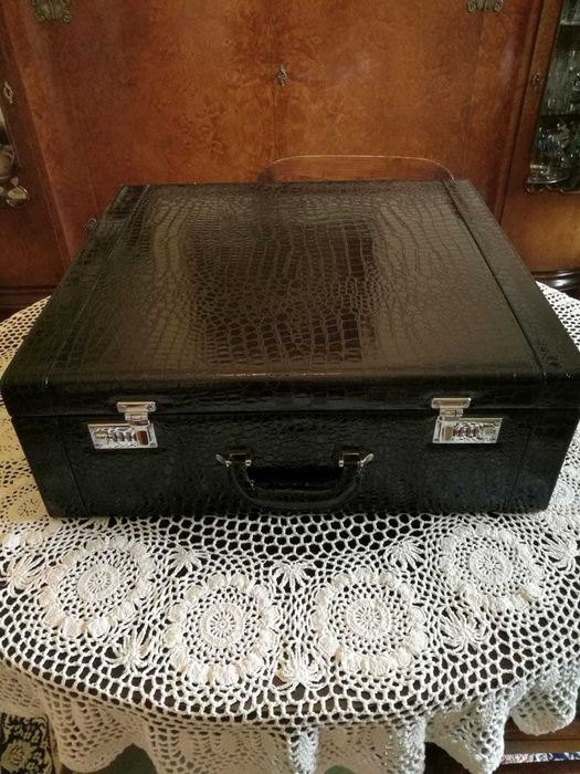 Neseser Walizka na zamek szyfrowy