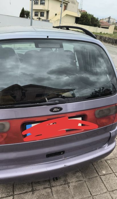Vendo Ford Galaxy