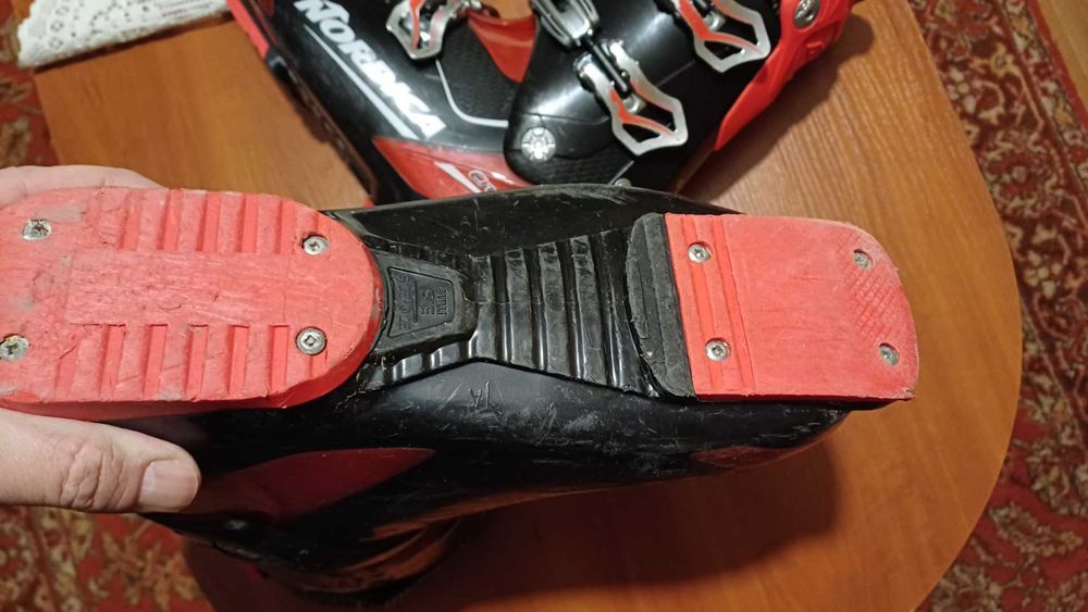 Buty narciarskie Nordica Cruise 80s. Rozmiar 27cm. 42eu