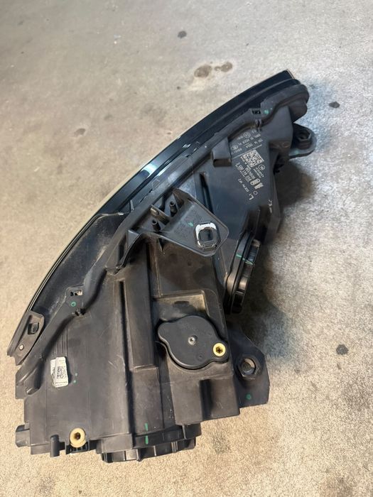 Farol Bi-Xenon Audi A3 8V | 8V0 941 005 E