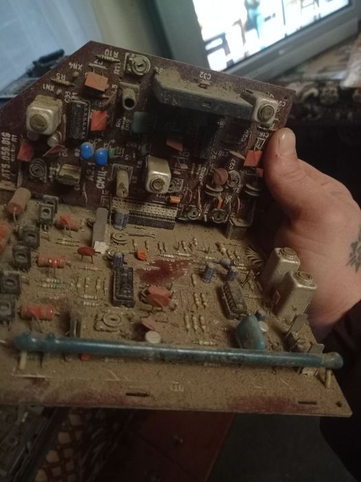 Плати  пускачі візьму  плати  40 г ,кг