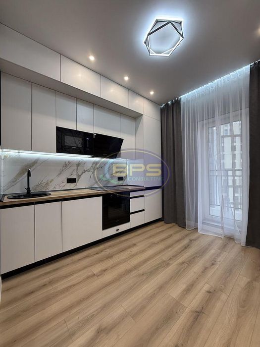 Квартиру “полуторка” у ЖК 66 Перлина