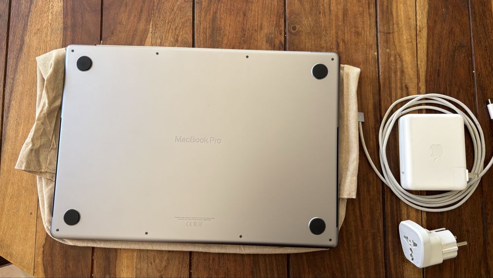 Macbook Pro 16 32cores 32gb 1tb