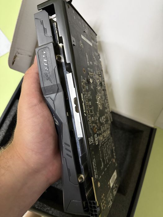 Ідеал! Asus ROG RX570 8GB